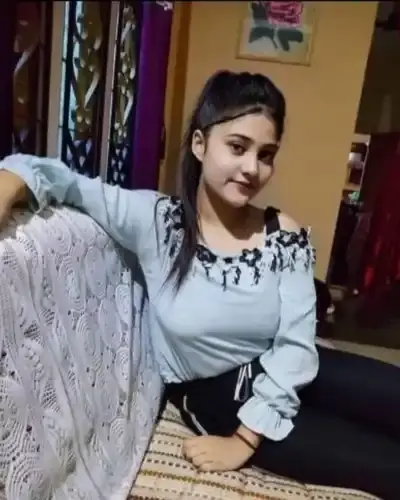 Call Girls Service in Balasinor